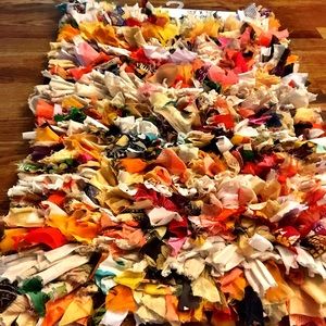 20”x32” Shag Carpet